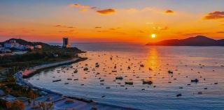 王兆立||威海湾的船